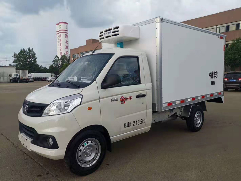 福田祥菱V1冷藏车(厢长2.8米)