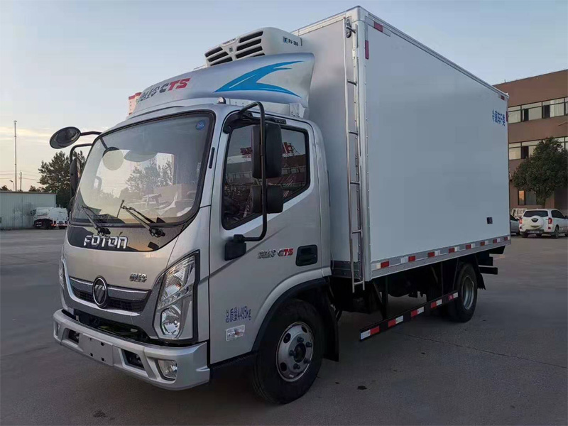 福田奥铃CTS冷藏车(厢长4米)
